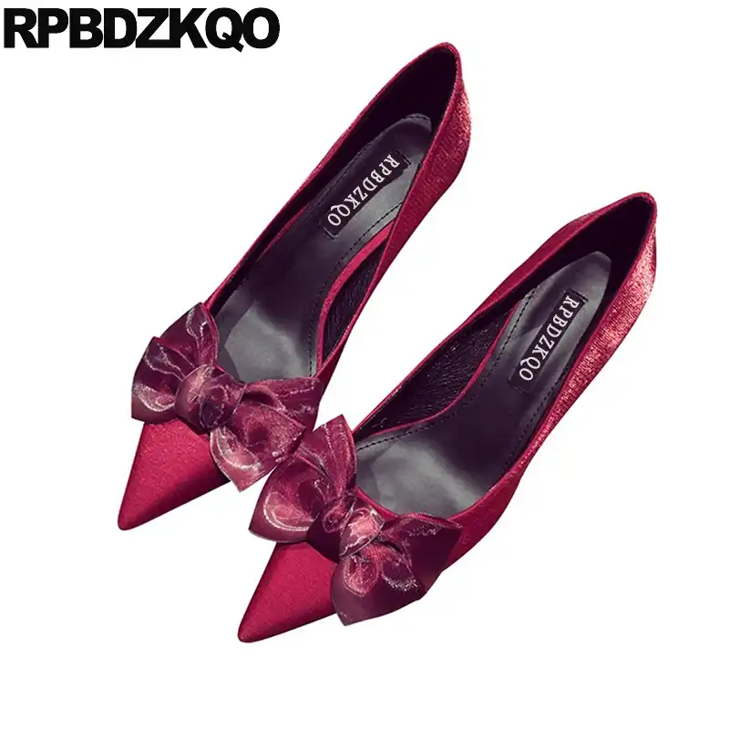 pumps with bows on top