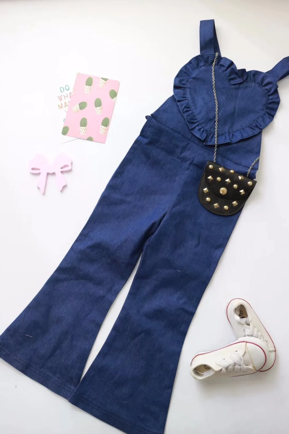 Детские джинсовые комбинезоны для девочек; брюки; коллекция года; Детские расклешенные комбинезоны с цветочным принтом для маленьких девочек; детские джинсовые комбинезоны