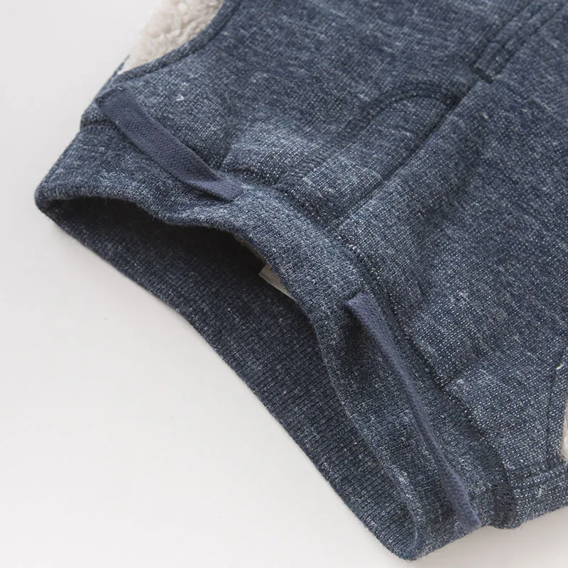 DB6532_0042_6Y3A7396