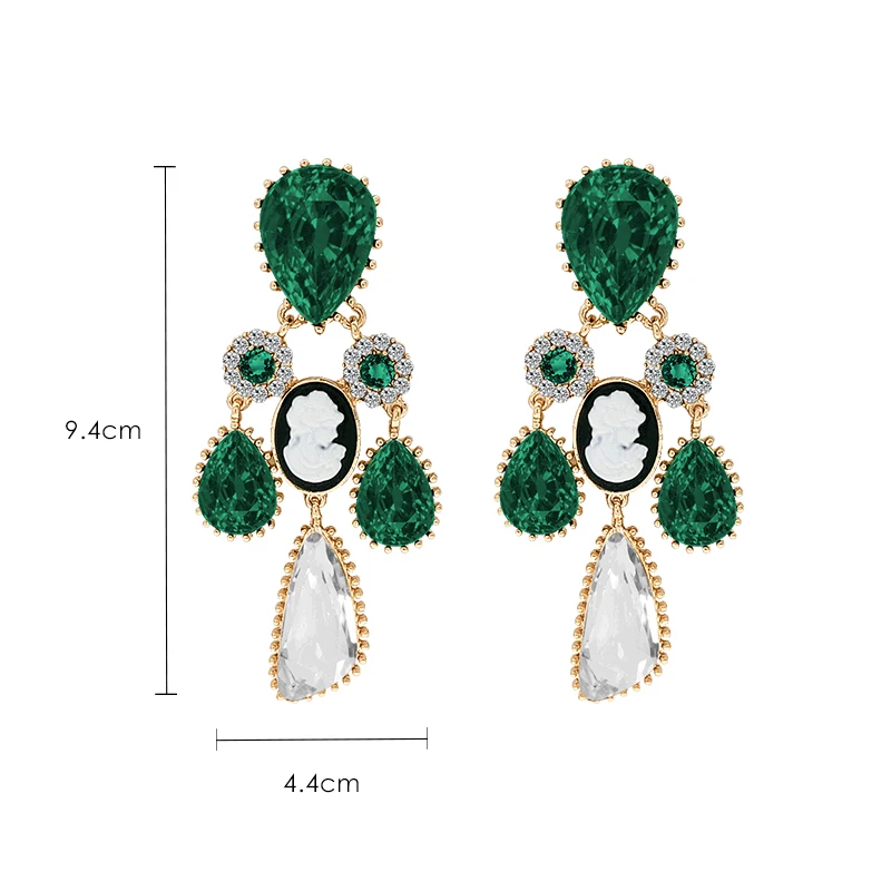 

Retro Court Green Artificial Crystal Earrings Europe and America Exaggerated Personality Earrings Temperament Sexy Earrings