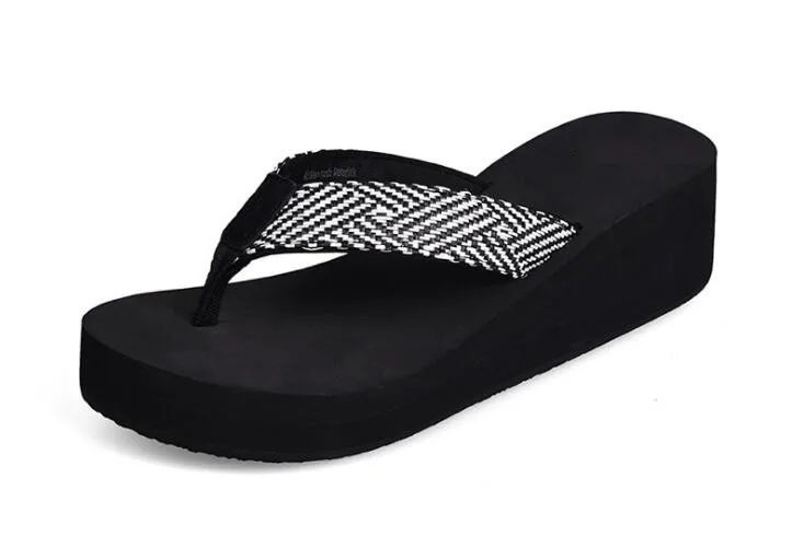 black flip flops women beach