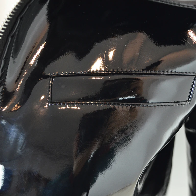 4927680703_1076716741