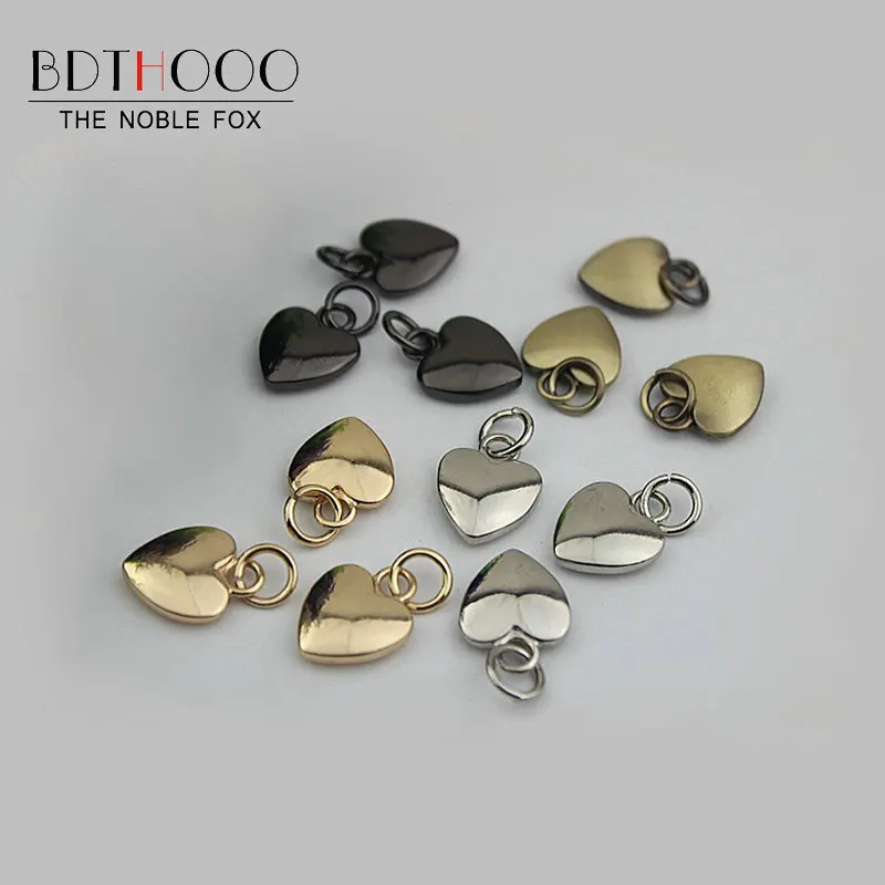 

BDTHOOO 10pcs Bags Hardware Accessories Heart Shaped Buckle Zipper Pendant Metal Buckle Tag for DIY Handbags Strap Chain Clasp