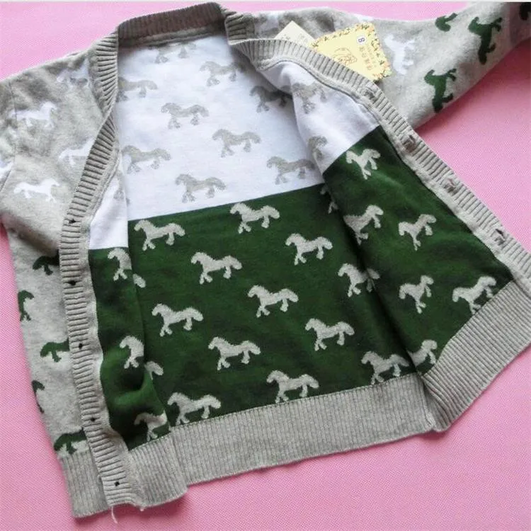 Детские свитера для мальчиков с V-образным вырезом, трикотаж, хлопок.На ткани распечатан рисунок лошадок(пони