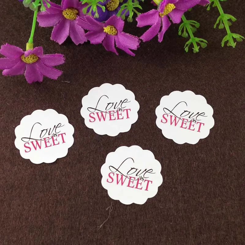 2000PCS 3cm Paper Sticker Labels "LOVE IS SWEET" Stickers Sealing