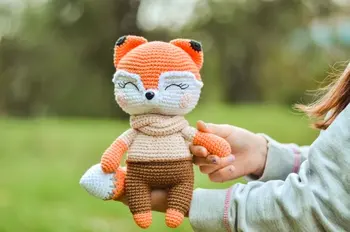 

crochet toys amigurumi fox baby doll rattle p012
