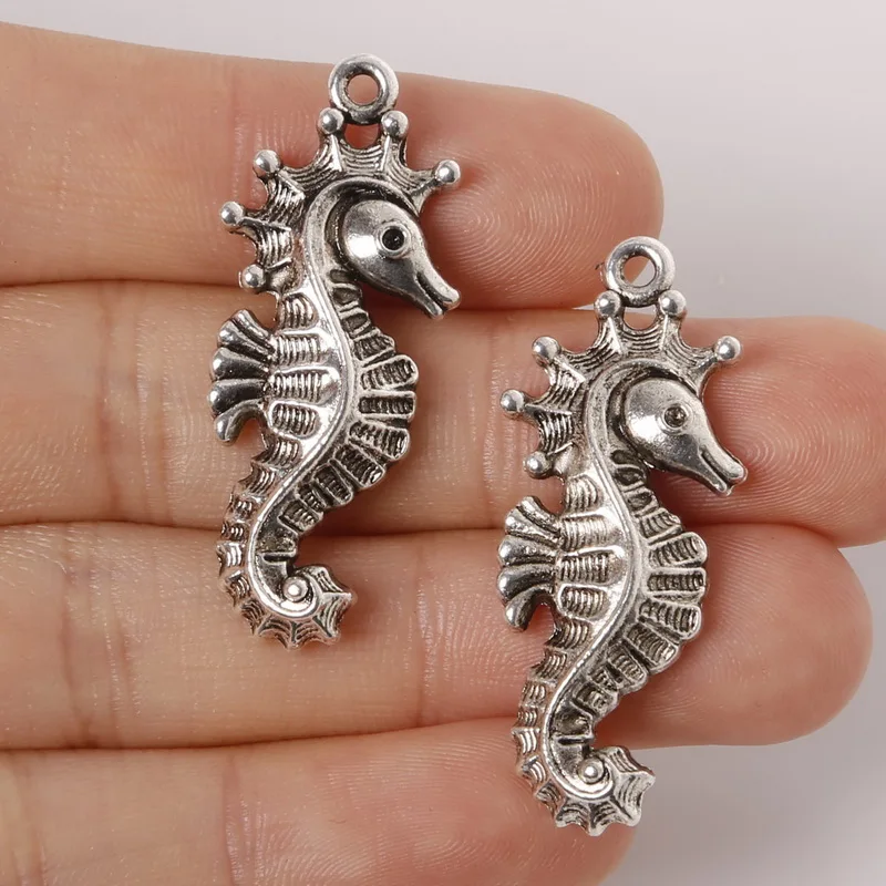 

Penney Hot Sale 15*37mm 4pcs Zinc Alloy Antique Silver Plated Sea Horse Charms Pendants Metal Jewelry Findings Fit DIY