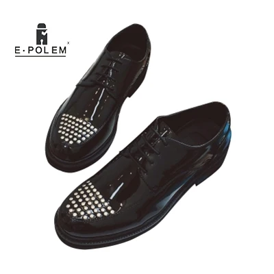 

New Men's Shoes Europe And The United States Trendy Shoes Casual Patent Leather Bright Business Rivet Nail Rub Color Shoes
