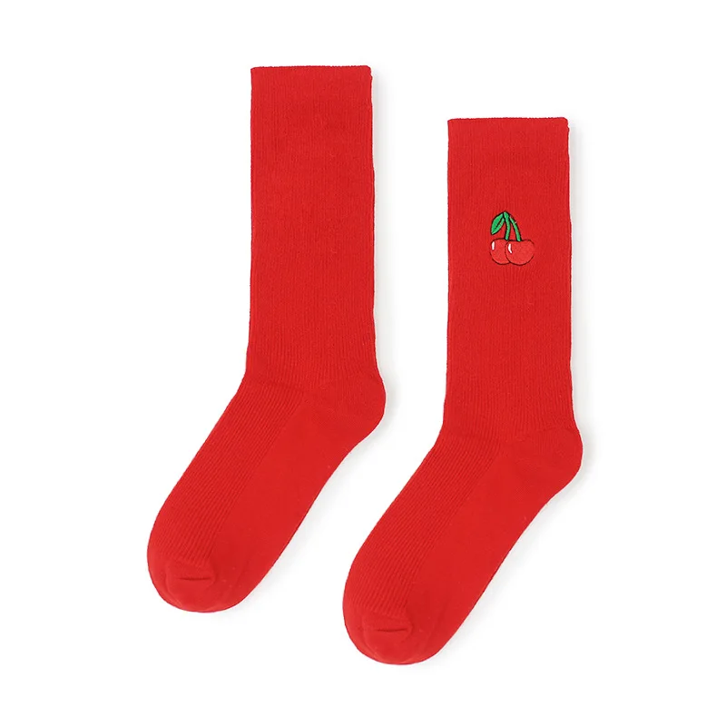 Милые кавайные носки для девочек с изображением авокадо, банана, вишни и фруктов; Meias; корейские забавные носки с вышивкой в стиле Харадзюку - Цвет: Red