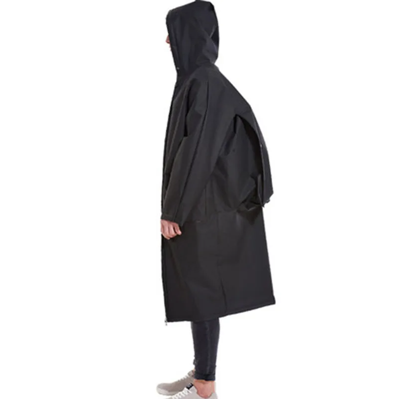 ПВХ прозрачные плащ-женщины водонепроницаемый пончо человек Chuva пальто мужские куртки накидка школьная сумка непроницаемый Велоспорт дождь LZO221 - Цвет: Black