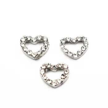 

10pcs/lot Metal Hollow Out Heart Rhinestone Floating Charms For Living Glass Floating Lockets Pendant Necklace DIY Jewelry