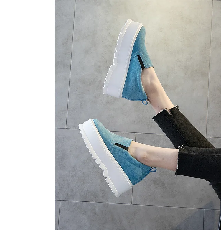 8002786332_2104939880_