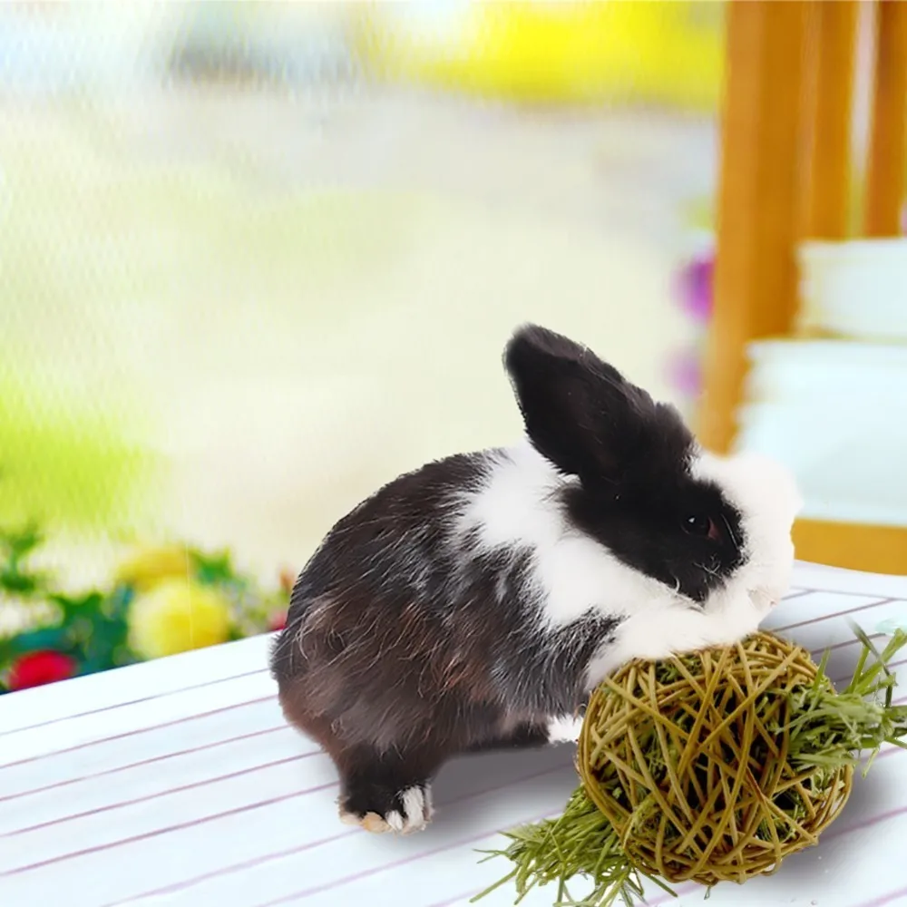 Кролики жевательные игрушки травяной держатель Шар Подвесной ротанговый шар натуральный грызет и игрушка для кусания шиншиллы и кроликов