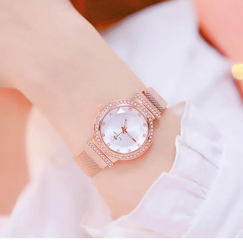 

New Hot Sale Women Quartz Watch High-End Chain Watch High-End Linked List Custom Full Rhinestone Female Watch