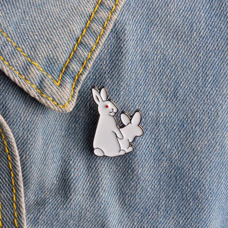 Белая брошь с кроликами, злой кролик, эмаль, металлическая пряжка, булавка для пальто, рубашки, сумки, куртки, воротника, значок, ювелирное изделие, подарок