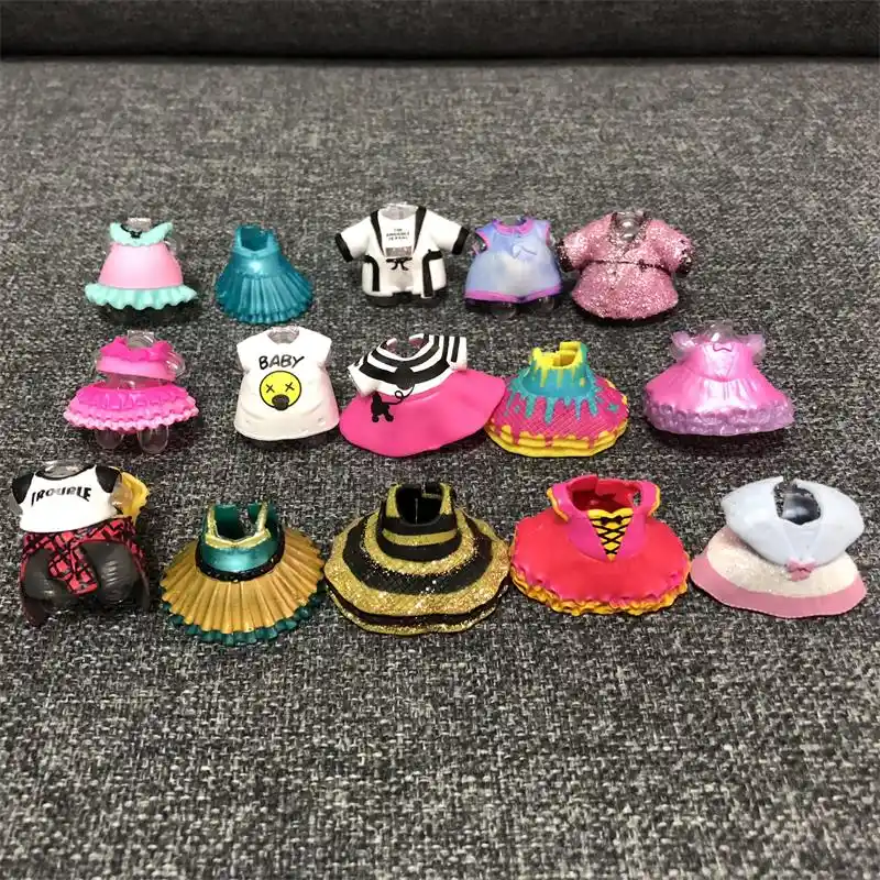 Yeni orijinal LOL bebek ayakkabı aksesuarları çok sayıda Yeni orijinal LOL bebek ayakkabı aksesuarları çok sayıda