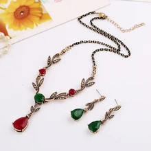 

Necklace Stud earring Jewelry Set Brand fashion The New Retro Leaves Water droplets Resin gem Pendant necklace Stud earring
