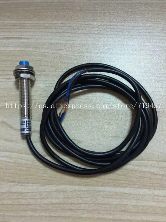 

FREE SHIPPING 2PCS/LOT Dc three line M8 proximity switch sensor NPN normally open LJ8A3-2-Z/BX