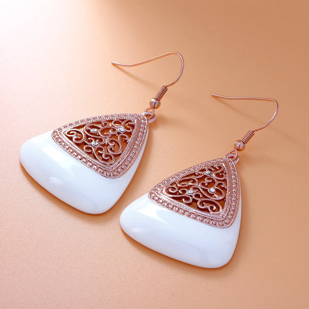Kemstone Vintage Earrings For Women Rose Gold Color Hollow Out Flower Vine Retro Dangle Earrings Bohemian Jewelry Gifts Big 2018 цена Kemstone Vintage Earrings For Women Rose Gold Color Hollow Out Flower Vine Retro Dangle Earrings Bohemian Jewelry Gifts Big 2018 цены онлайн