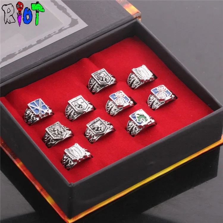 

Attack on Titan 10 style ring sets with box The big four corps defensive wall logo vintage bague men jewelry charms souvenirs