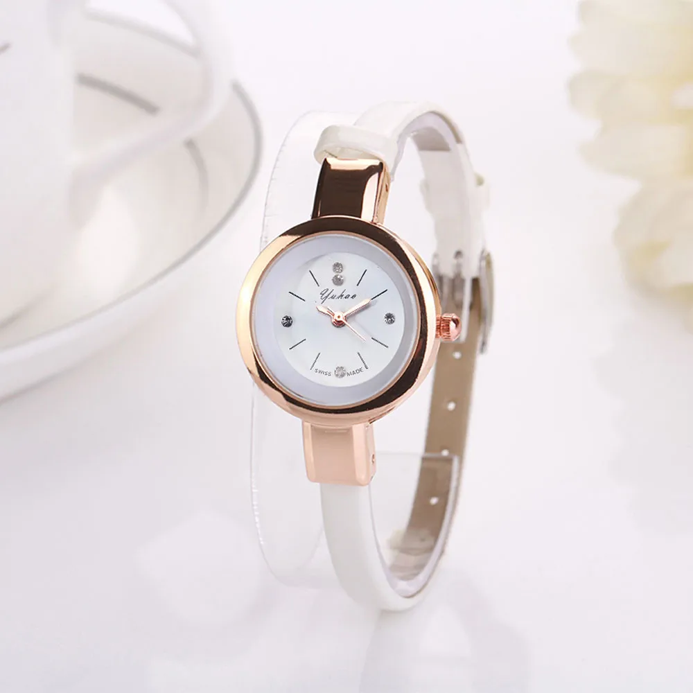 

Fashion Women Lady Round Quartz Analog Bracelet Wristwatch Watch Gift Rhinestone relogio feminino Small Leather Band Clocks B40