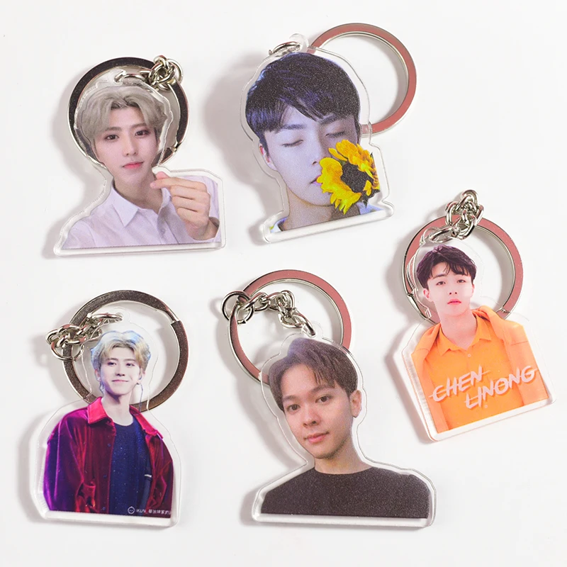 

1pc Custom acrylic keychains Birthday Party Favors Popstar event gift Wedding Favors Bag pendant Personalized Key ring