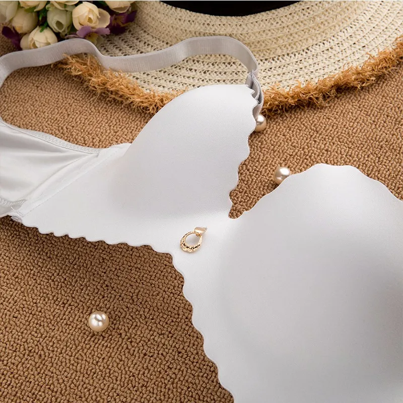 Deruilady Fahion Bra Seamless Wire Free Push Up Bra Smooth Thin Style Underwear Women Sexy Lingerie Health Solid Bras for Women Deruilady Fahion Bra Seamless Wire Free Push Up Bra Smooth Thin Style Underwear Women Sexy Lingerie Health Solid Bras for Women