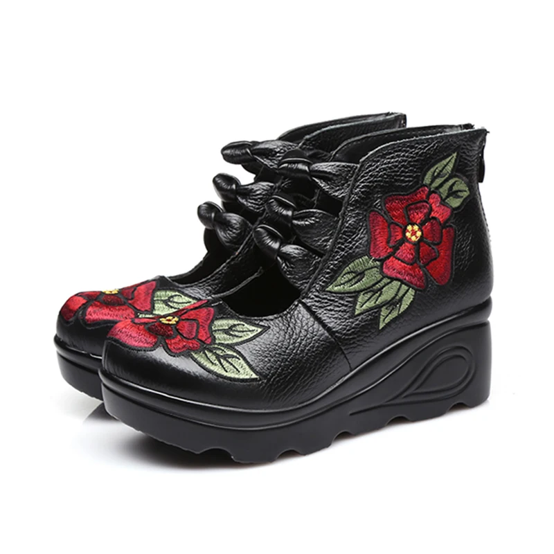 SONDR/женские туфли на танкетке из натуральной кожи с вышивкой zapatos de mujer черные в