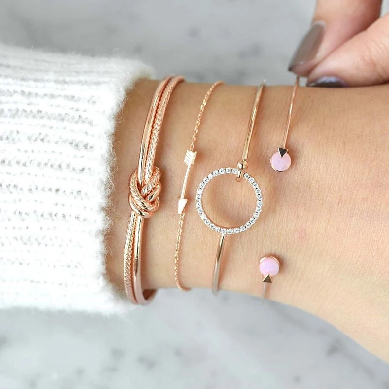 

Tocona 4pcs/Set Bohemian Metal Knot Bangle Set Crystal Arrow Pink Button Bracelet Bangle for Women Jewelry Accessories 6501