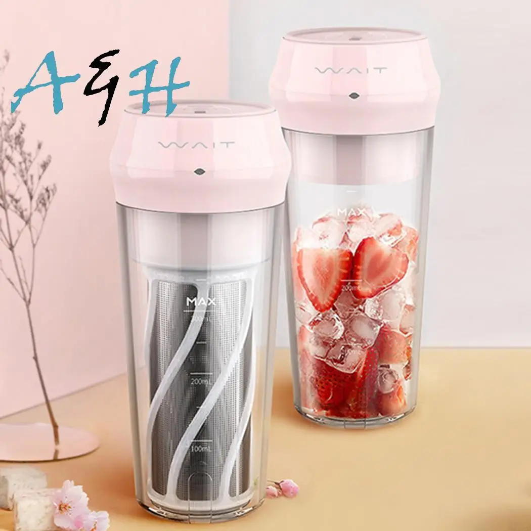 

Mini Portable Household Charging Smart Fruit USB Type-C 7.4V 700mAh x 2 Home, Kitchen 2 Hours Electric Juicer