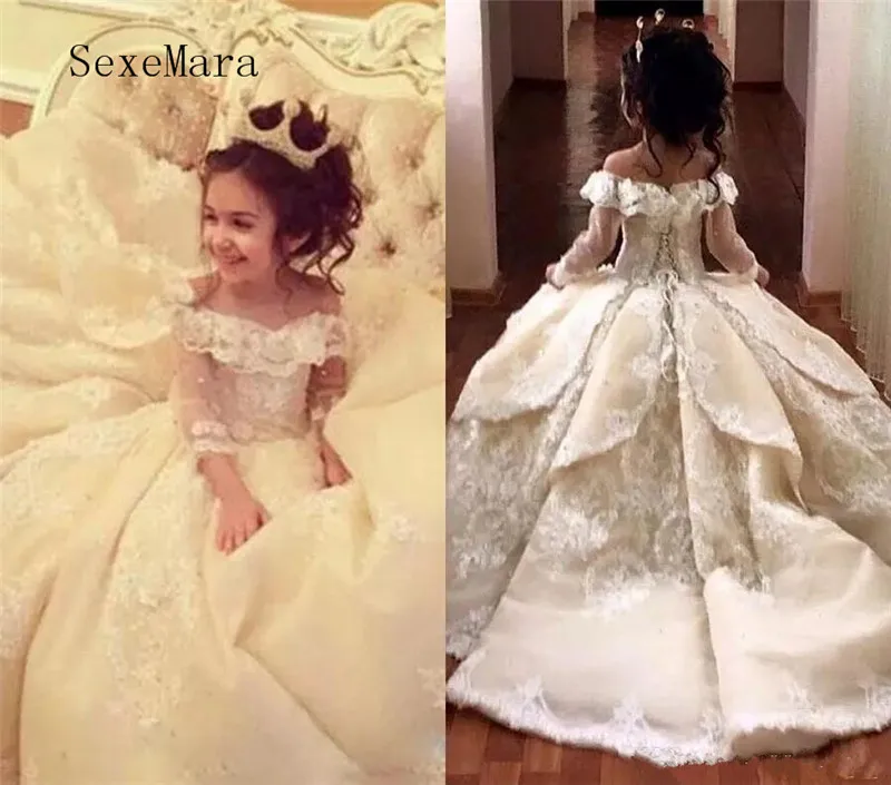 

Vintage Lace Pageant Dresses Flower Girl Dress Off Shoulder Sweep Train Long Sleeves Ball Gown Kid First Communion Dress