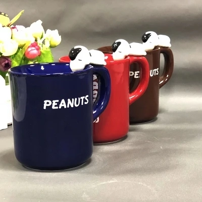 

Cartoon ceramic mugs water coffee milk cup fashion Europe snoopy PEANUTS mug cup for gifts