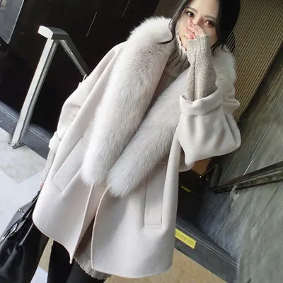 Осенняя и зимняя женская Новая Европейская и американская мода свободный шерстяной кардиган большой меховой воротник размера плюс пальто AL180823 - Цвет: off white
