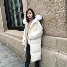 Новые женские куртки на утином пуху Роскошные Большие меховые с капюшоном зимние длинные утепленные женские пальто парка Свободная верхняя одежда зимняя одежда
