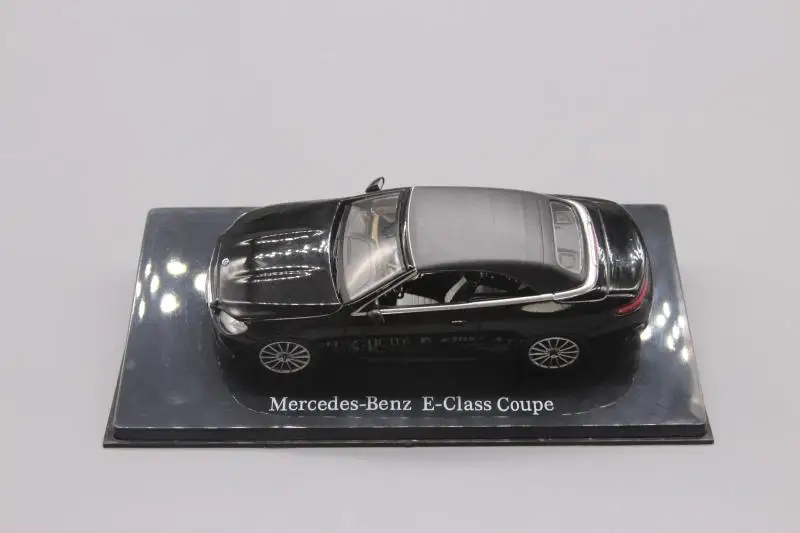 Я весы 1:43 MB E-CLASS A238 купе сплав модель машинки, Diecast металлические игрушки подарок на день рождения для детей, носки для мальчиков и другие