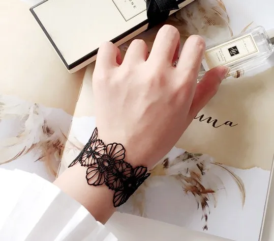 3310834121_1626211359