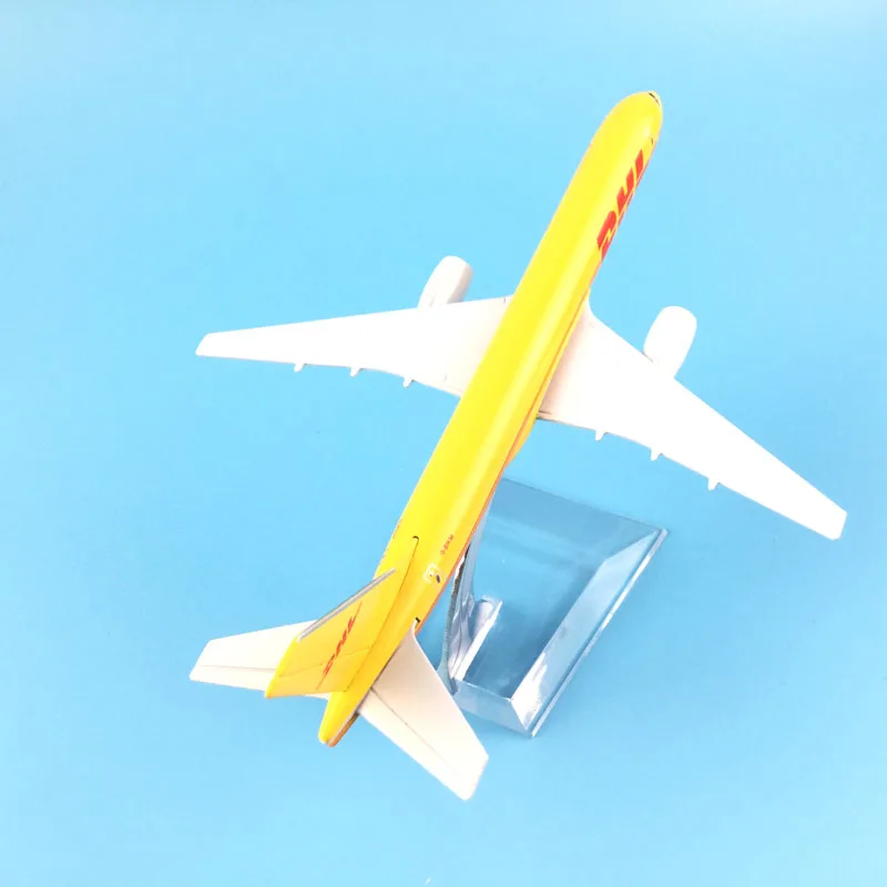 1/400 масштаб желтый DHL экспресс доставка самолетов Boeing 757 200 B757 литые под давлением