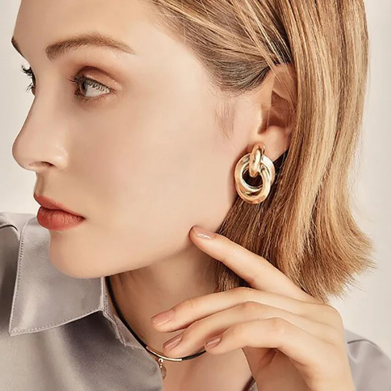 

RscvonM Gold Silver Alloy Stud Earrings For Women Exaggeration Earrings Wedding Simple Fashion Jewelry Trend Accessories