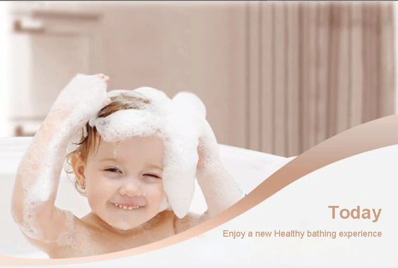 baby bathing