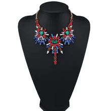 Fashion Necklaces for Women 2017 Luxury Choker Collars Necklace Pendants Multicolor Crystal Statement Accessories Jewelry