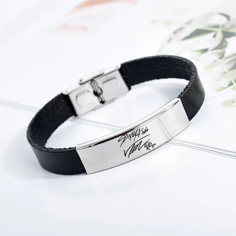 

2019 Stray Kids Member Signature Bracelet Silicone Titanium Steel Letter Bangles Bracelets Women Men Jewelry Pulseras