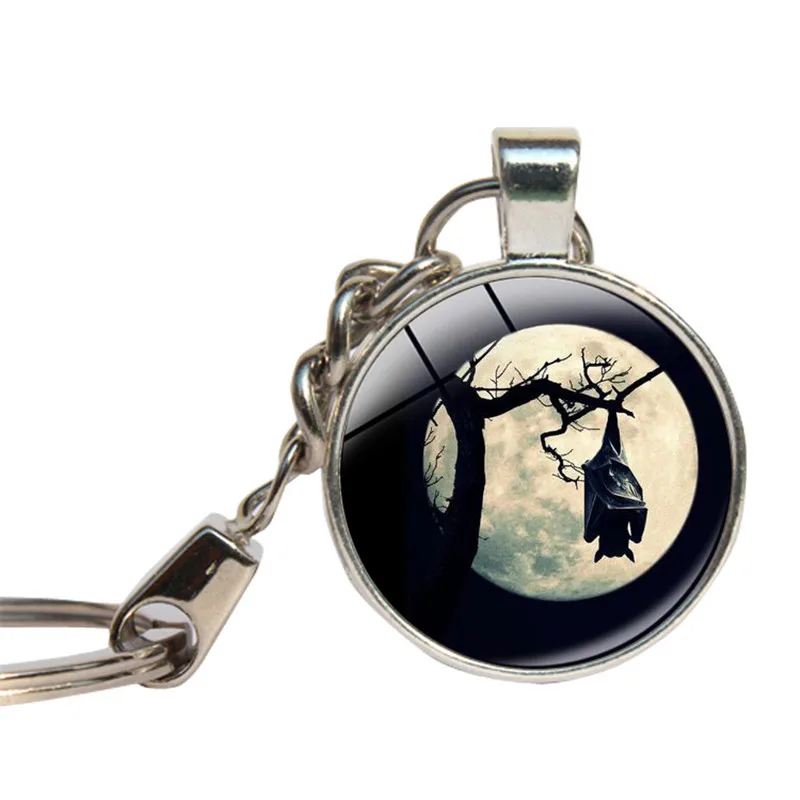 

Bat Moon Keychain Glass Cabochon Dark Night Vampire Key Chains Glass Dome Halloween Batman Key Ring Jewelry Handmande Key Holder