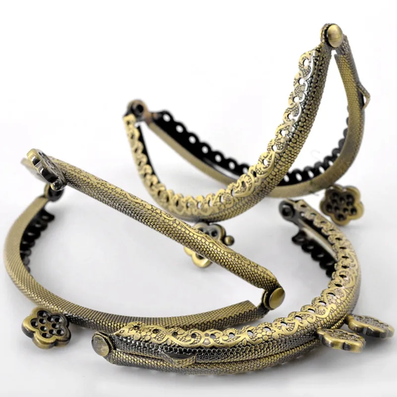 

10Pcs High Quality Clutch Coins Purse Arc Frame Kiss Clasp Flower Handbag Handle Bronze Tone 8.5x6cm