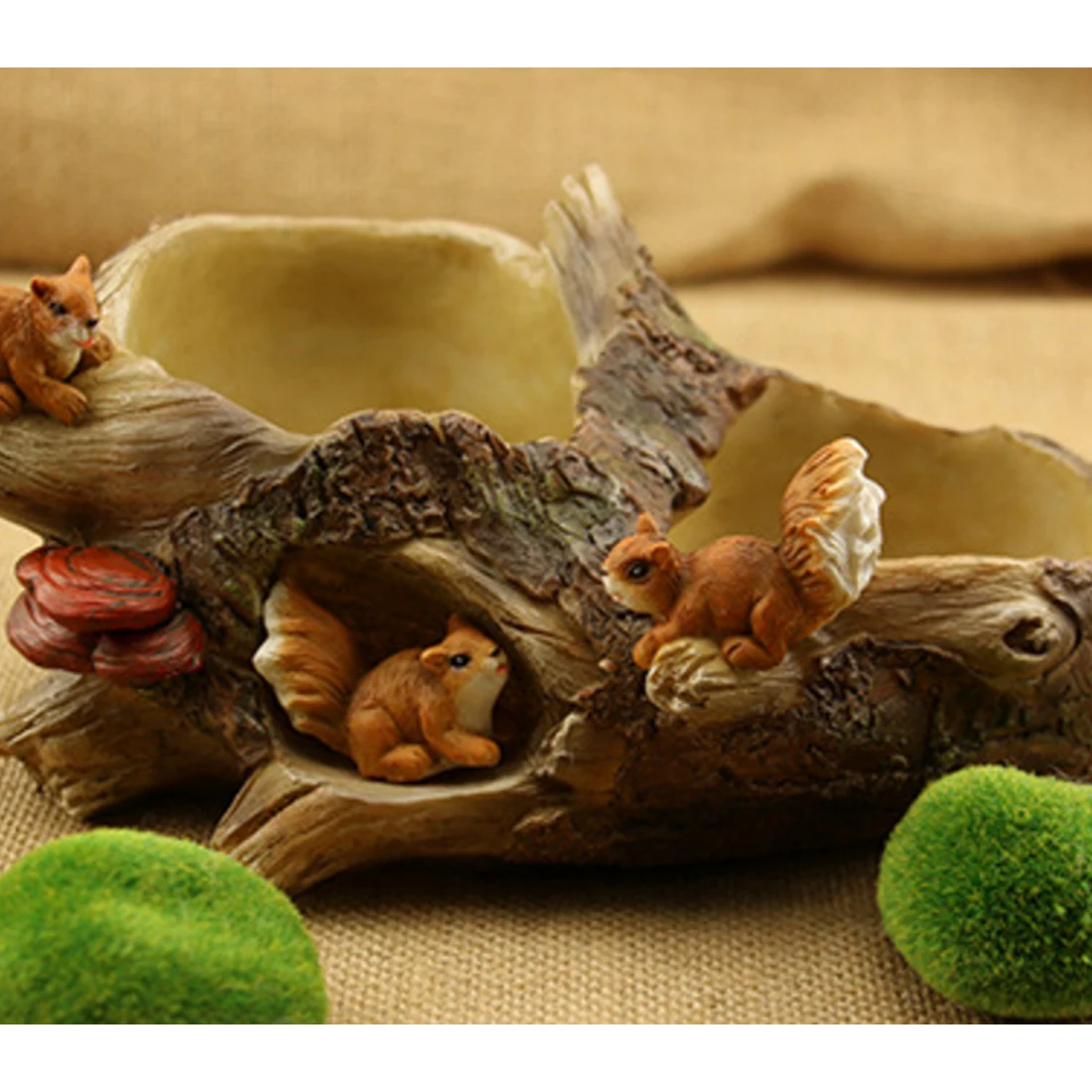 

VICTMAX Creative Cartoon Succulent Plant Flower Pot Resin Tree Trunk Landscape With Squirrel Figurine for Home Garden Decoration