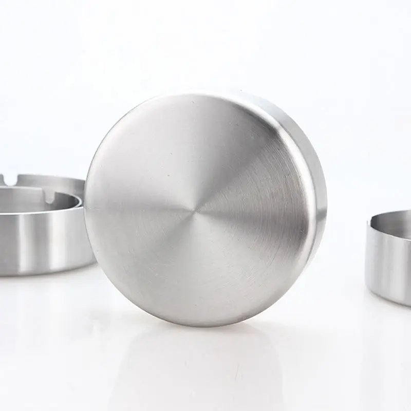 Metal Portable Ashtrays High Quality Stainless Steel Cigarette Accessories Portable Round Shape Ashtray with Three Rest Holes