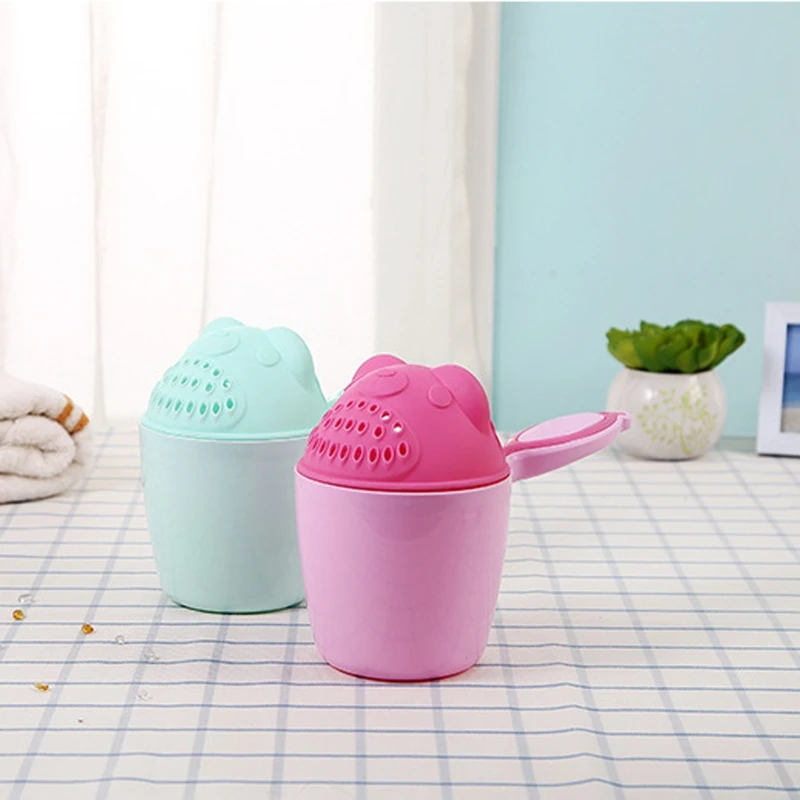 Baby Shower Spoons Cute Cartoon Baby Bath Caps PP Shampoo Cup Children Bathing Bailer Child Washing Hair Cup Kids Bath Tool