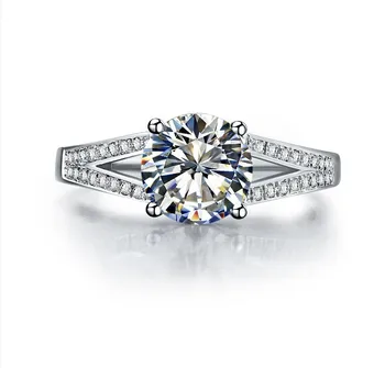 

2 Carat Solid Gold 18K Lab Grown Round Perfect G-H Color Moissanite Anniversary Ring Beautiful Geometric Shape Solid Gold Ring