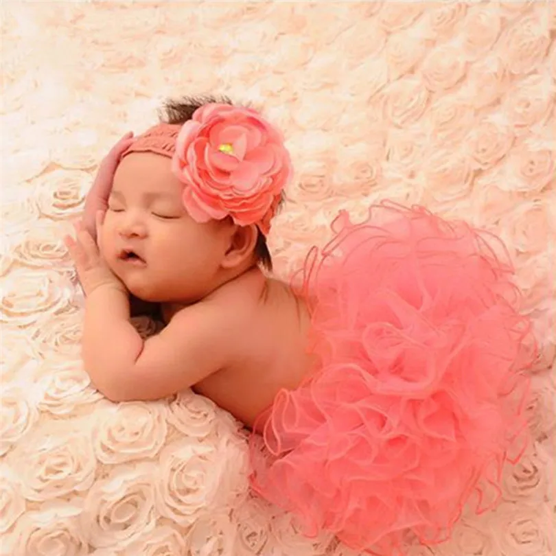 

Watermelon Red Infant Baby Photography Prop Ruffle Skirts Briefs Bloomer Diaper Cover with Flower Headband Photo Props Outfits