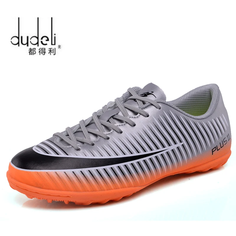 

DUDELI 2018 Men Sport Shoes High Quality Mens TF Soccer Shoes Superfly Antiskid Boys Soccer Shoes Cheap Football Shoes
