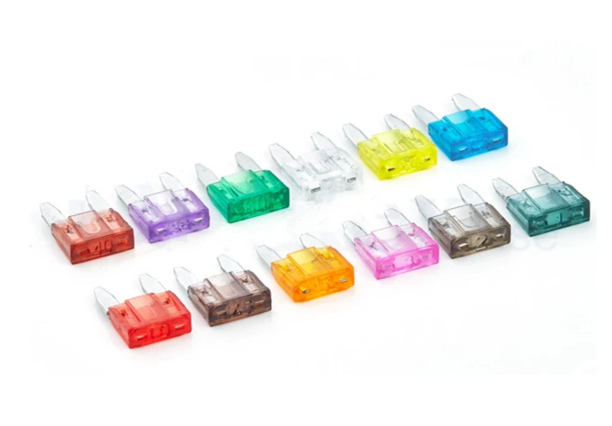 Car fuse small spec